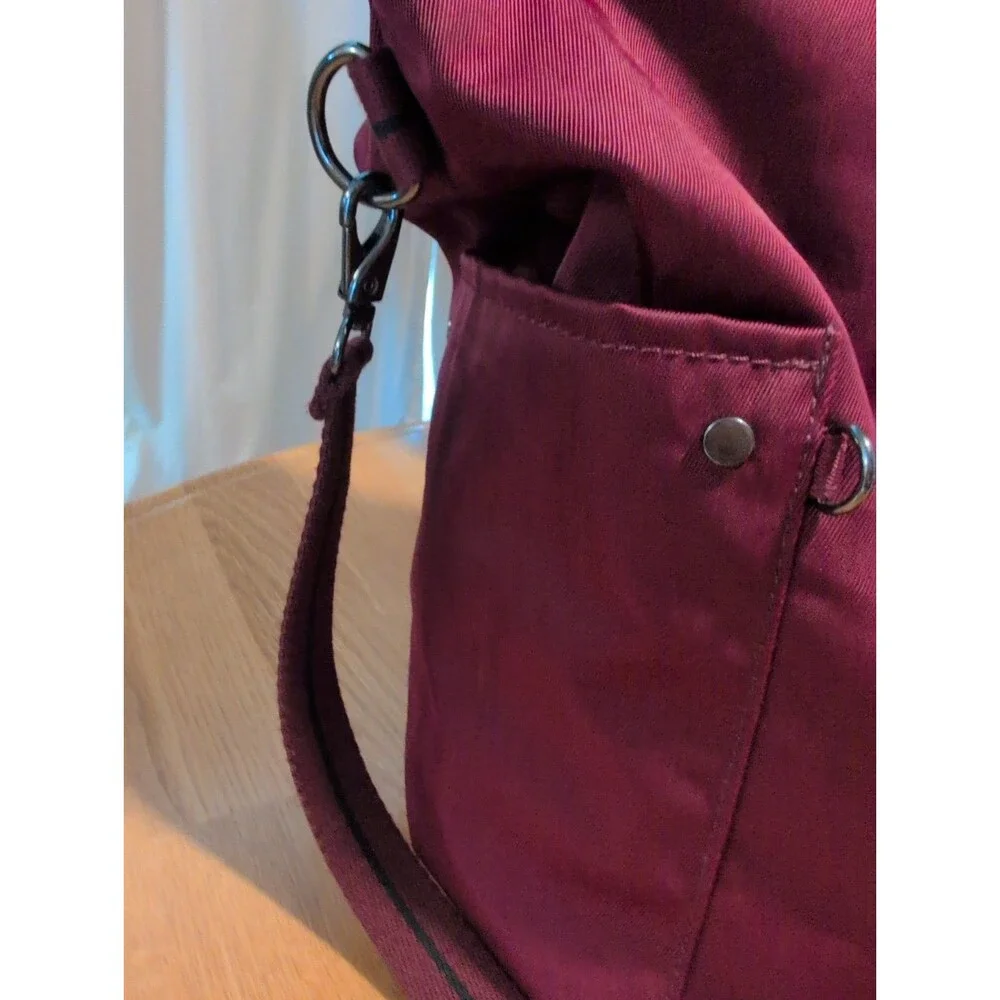 Kipling Urbana Large shoulder Hobo bag Burgandy Nylon Adjustable Strap Pockets